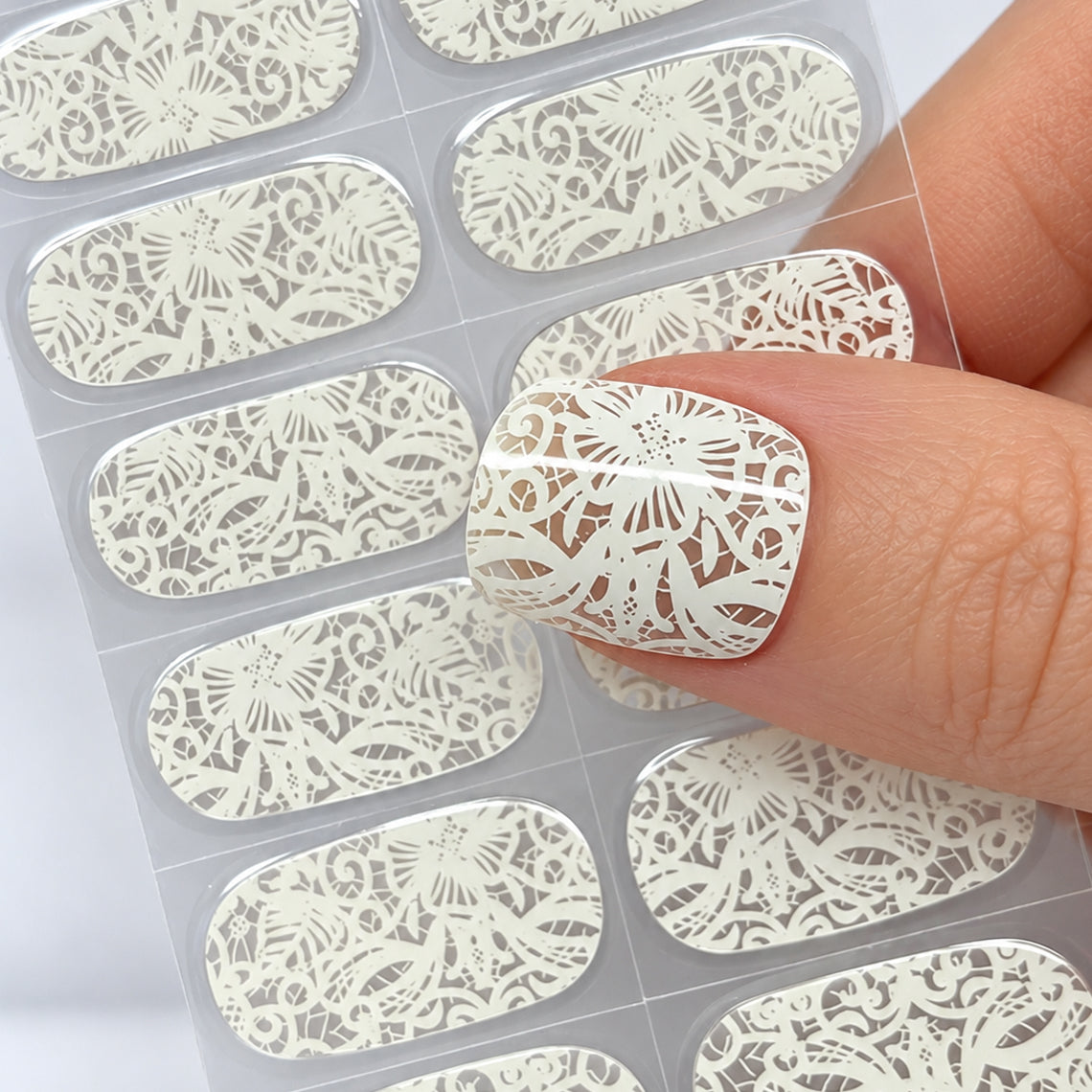 Elegant Lace No Light Gel Nail Wraps (NLG)