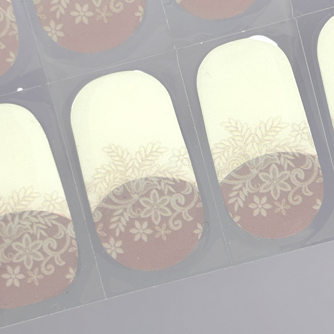 French Lace Exclusive No Light Gel Nail Wraps (NLG)