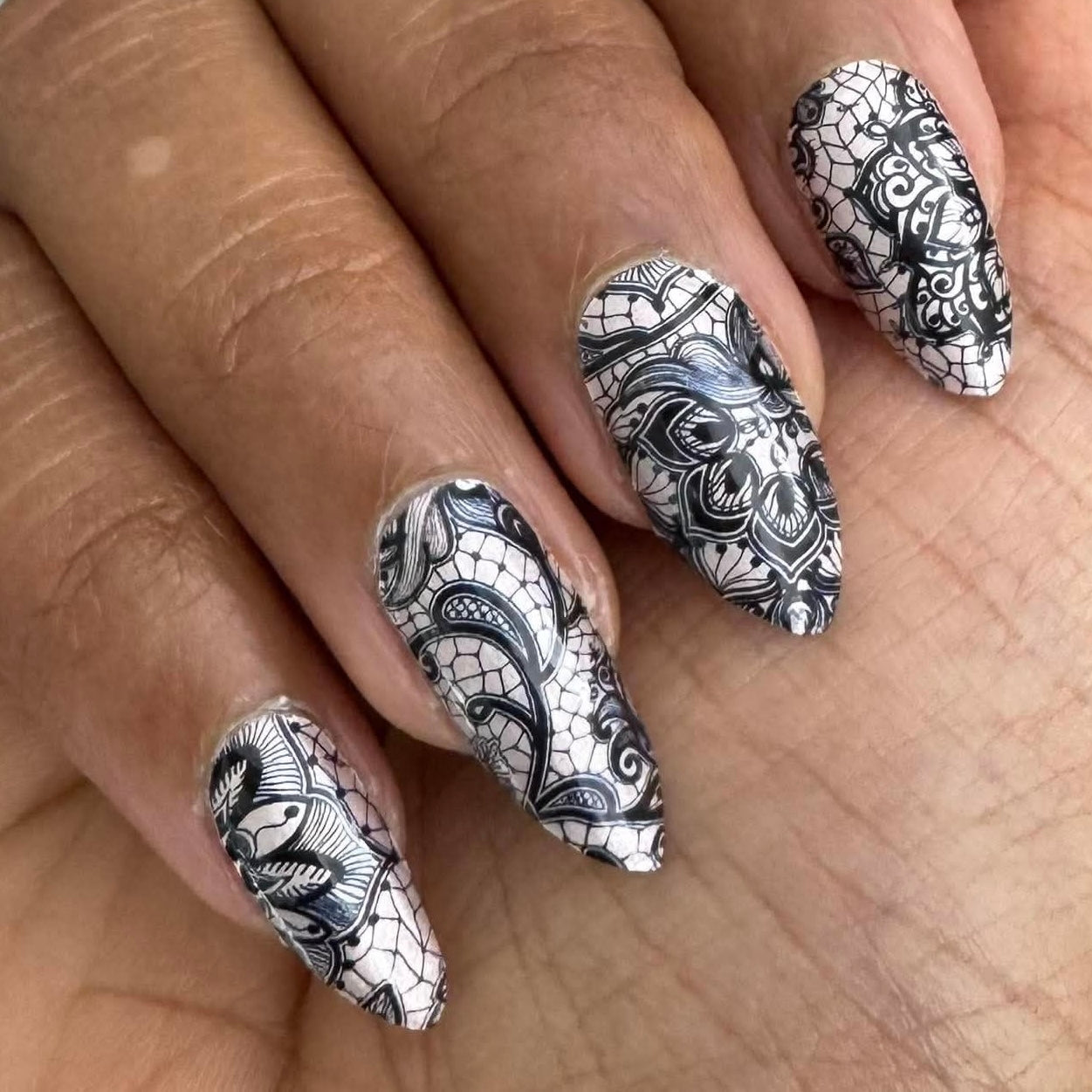 Gothic Lace Nail Wraps