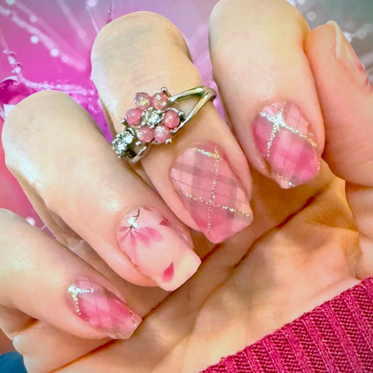 Plaid Botanica Nail Wraps