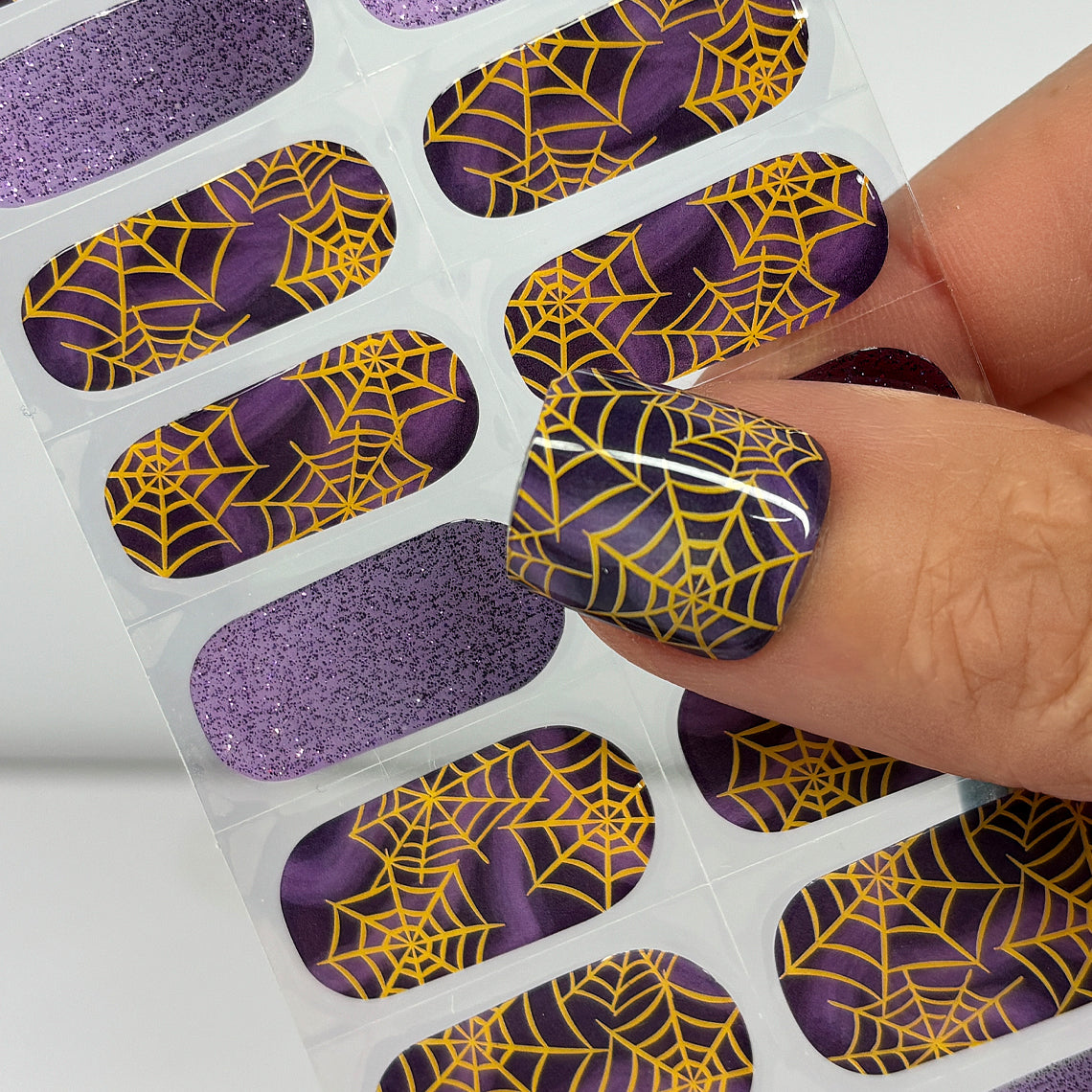 Wicked Web No Light Gel Nail Wraps (NLG)