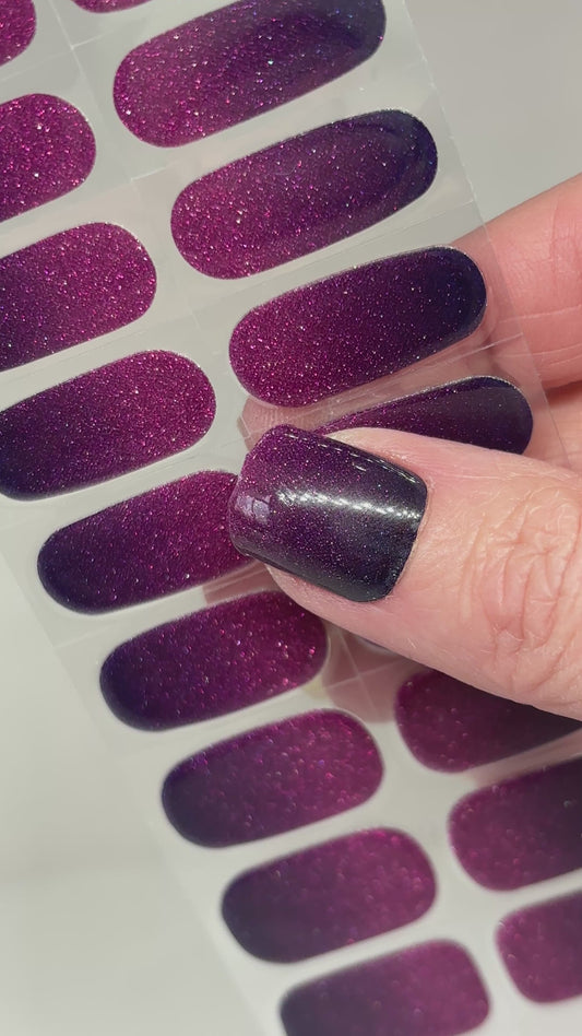 Black Raspberry Ombre Glitter No Light Gel Nail Wraps (NLG)