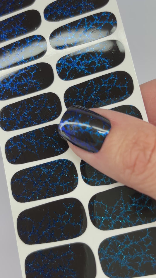 Gothic Thorns Exclusive Nail Wraps (Color Shift)